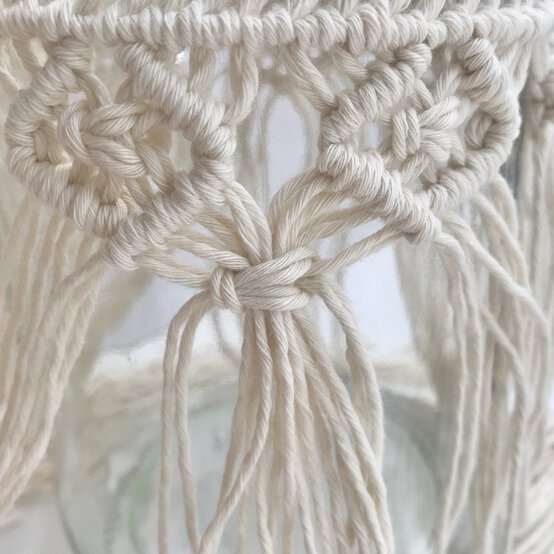 macrame_vase_cover_10.jpg?sw=554&q=85