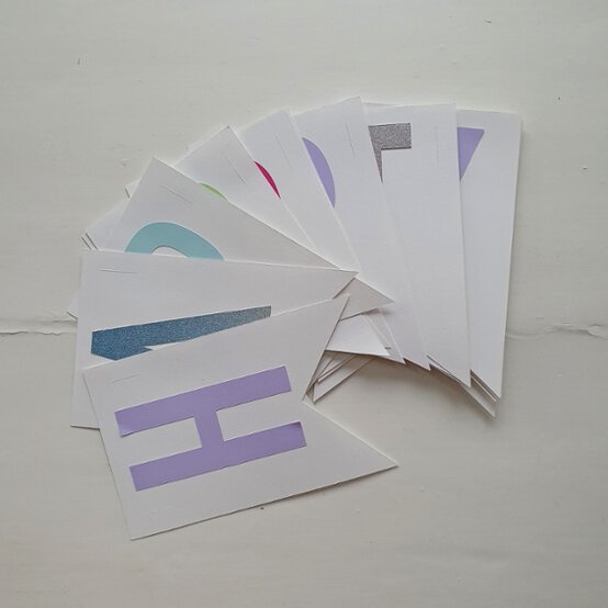 Birthday%20Bunting_Step11_2.jpg?sw=554&q=85