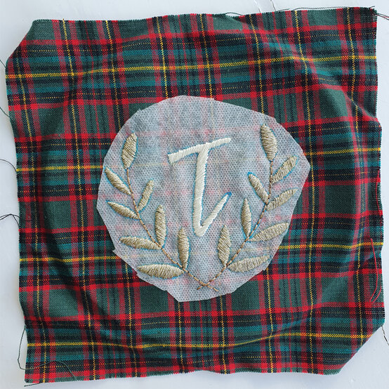 personalised-embroidered-decorations_step22_2.jpg?sw=554&q=85