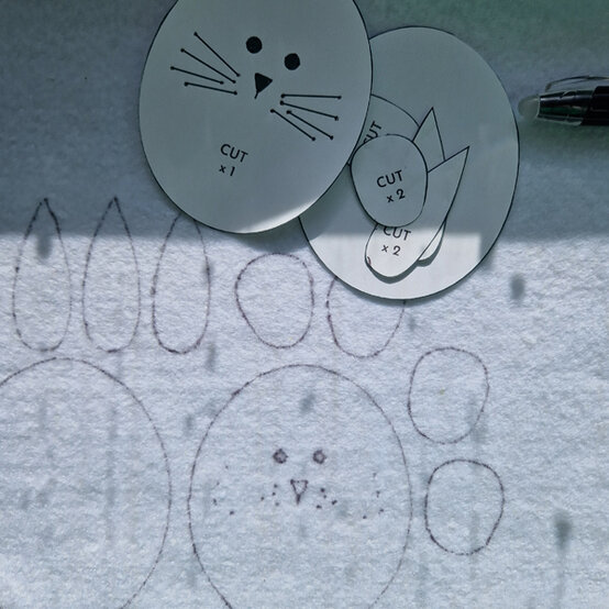 idea%5Fsew%2Deaster%2Ddecorations%2Dfor%2Dall%2Dages%2Dteen%5Fstep1c.jpg?sw=554&q=85