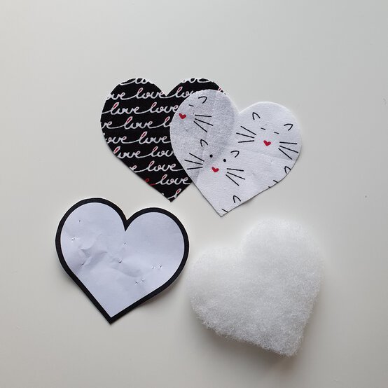 keyring_batting_2.jpg?sw=554&q=85