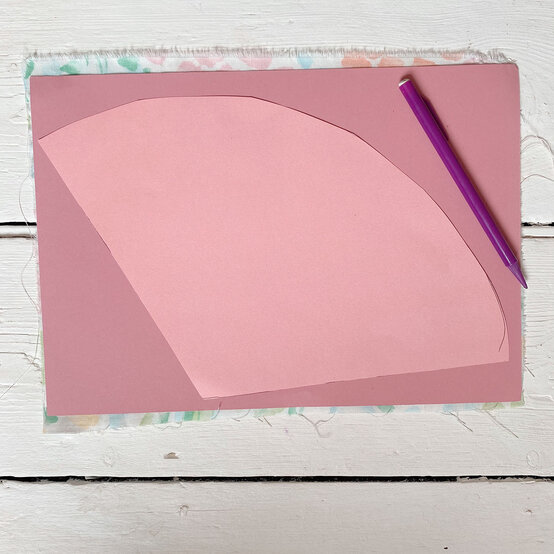 party-hat-step2.jpg?sw=554&q=85