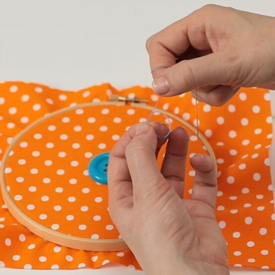 howtosewabutton-step2.jpg?sw=554&q=85