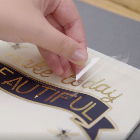 cricut-pencil-case_step23.jpg?sw=554&q=85