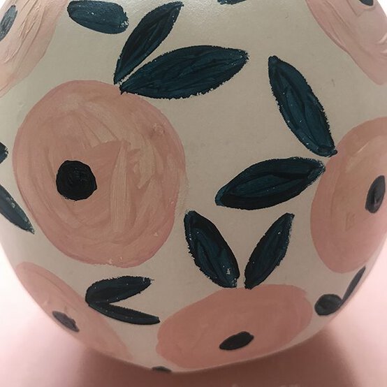 autumnal-painted-pumpkins-5-600x600.jpg?sw=554&q=85