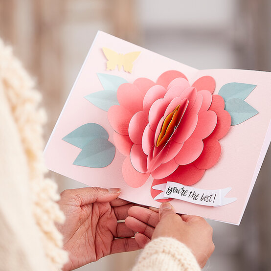 mothers-day-pop-up-flower-card_inside.jpg?sw=554&q=85