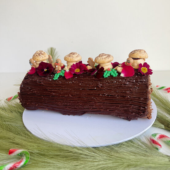 idea_christmas-botanical-yule-log_step22.jpg?sw=554&q=85