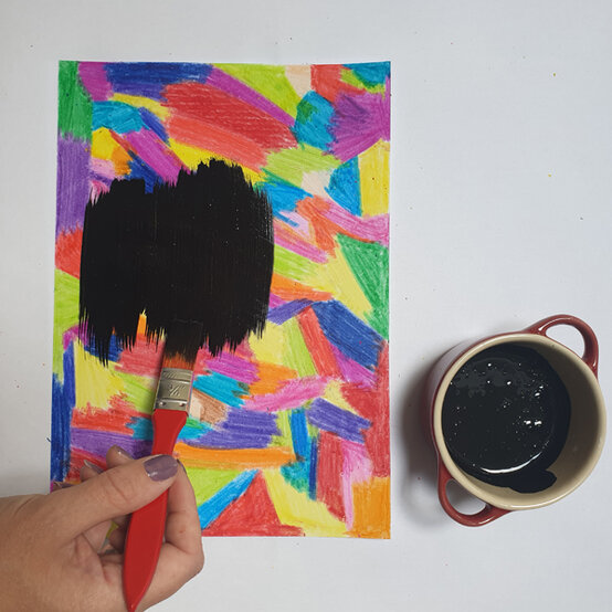 idea_messy-crafts-for-kids-rainbow_step3a.jpg?sw=554&q=85