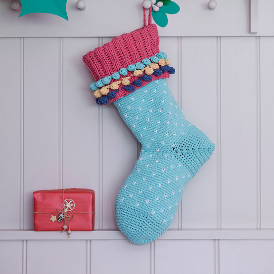 stocking.jpg?sw=554&q=85