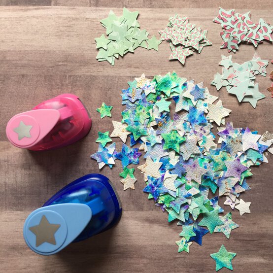 pixie-powder-scrapbook-lo-pixie-powder-stars-step-5-edit.jpg?sw=554&q=85