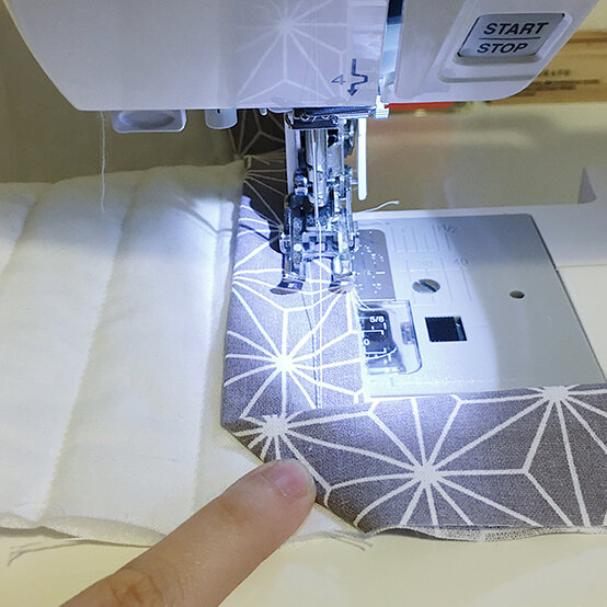 scandi-flyinggeese-quilt-fig-23-1.jpg?sw=554&q=85