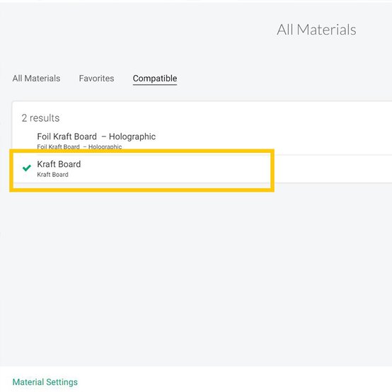 cricut_how-to-make-a-christmas-sign_step4.jpg?sw=554&q=85