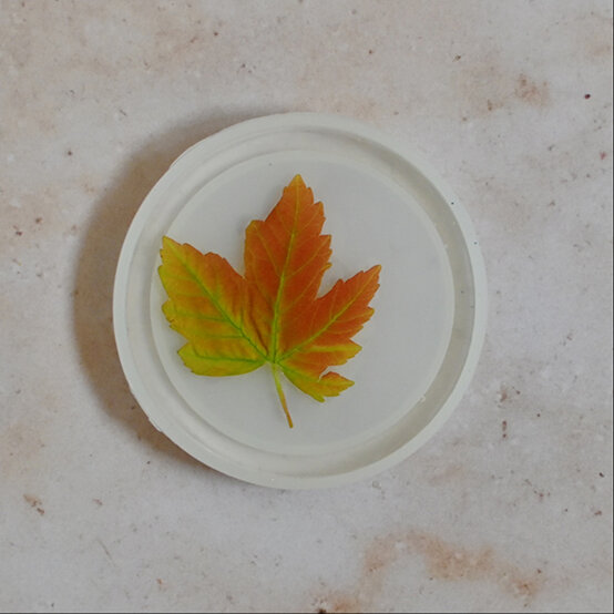 autumnal-coasters-step-2.jpg?sw=554&q=85