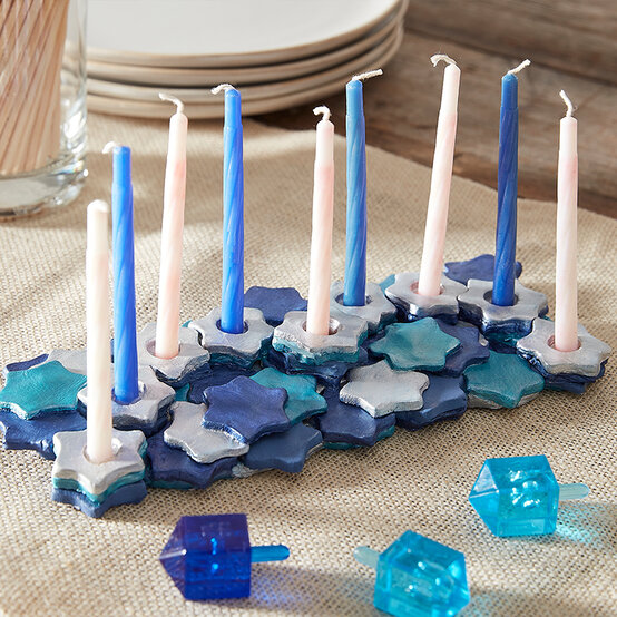 Idea_craft-projects-to-make-for-hanukkah_3.jpg?sw=554&q=85