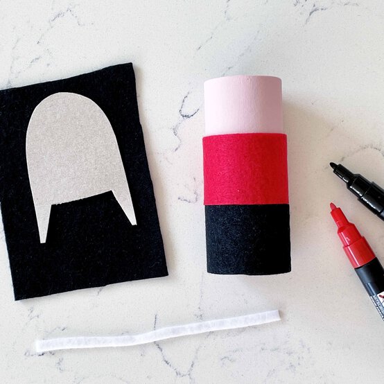 Idea_how-to-make-royal-craft-rolls_step4.jpg?sw=554&q=85