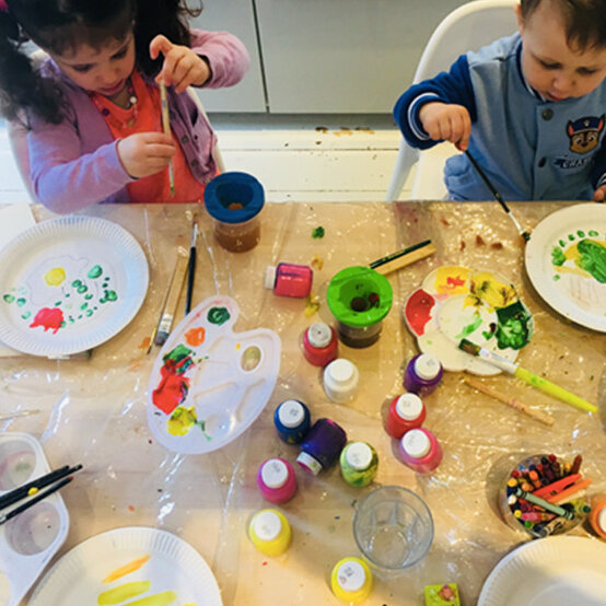 600x600_kids_art_wall1.jpg?sw=554&q=85