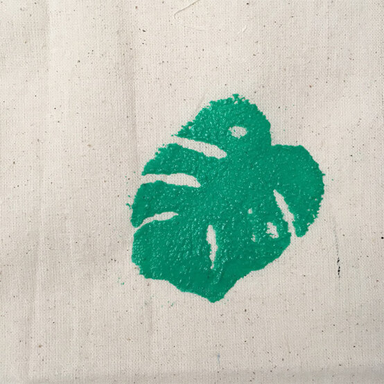 8-screen-printed-design.jpg?sw=554&q=85