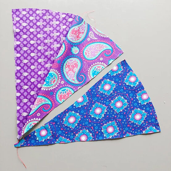 sprocket-cushion-step10.jpg?sw=554&q=85