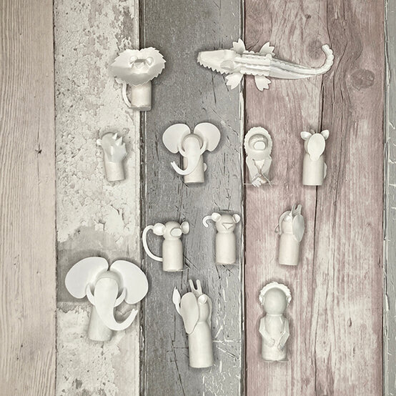 david-attenborough-peg-dolls_3.jpg?sw=554&q=85