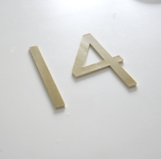 vinyldoorsignstep10_4.jpg?sw=554&q=85