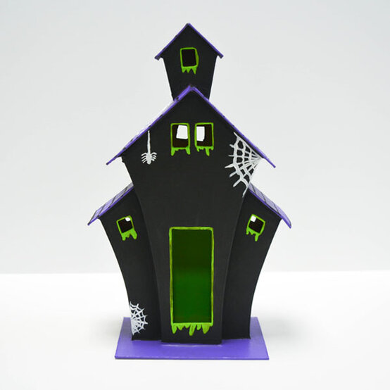 Idea_how-to-make-a-halloween-mache-house-play-set_step4.jpg?sw=554&q=85