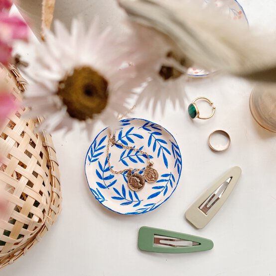 how_to_make_a_woodland_inspired_jewellery_dish_final-blue.jpg?sw=554&q=85