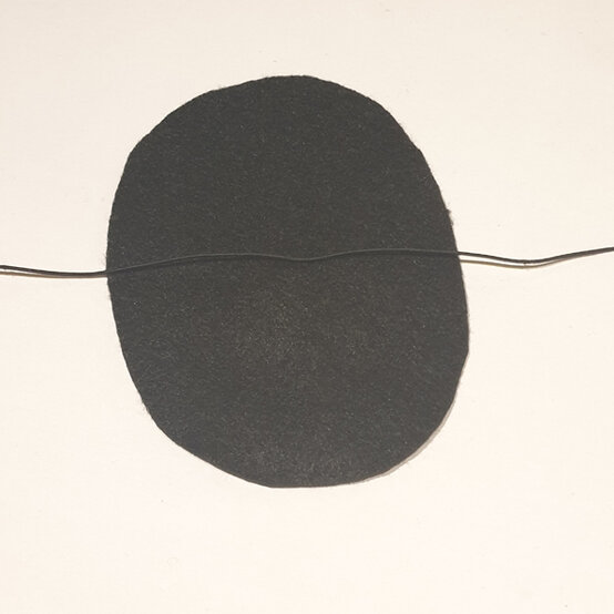 idea_kids-pirate-accessories-patch_step1.jpg?sw=554&q=85