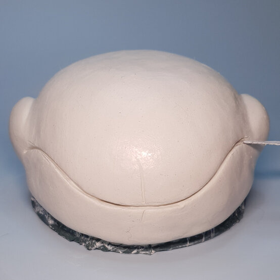 Idea_how-to-make-a-yarn-bowl-with-air-drying-clay_step6a.jpg?sw=554&q=85