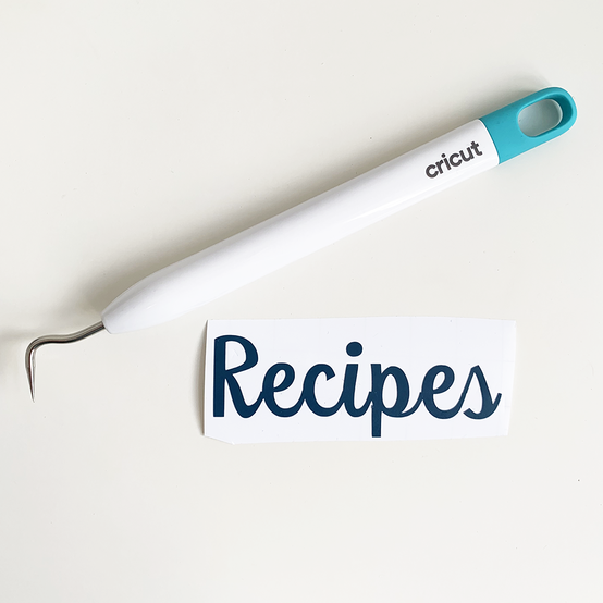 cricut_how_to_make_a_personalised_baking_hamper_cricut-recipe-box_step-2.png?sw=554&q=85