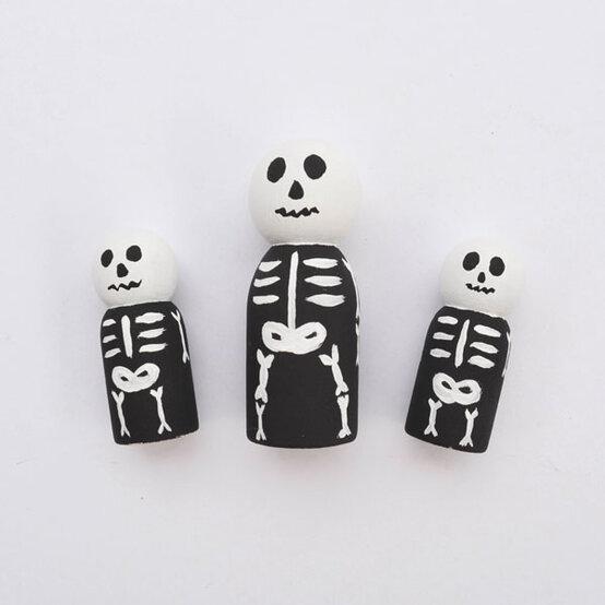 Idea_how-to-make-a-halloween-mache-house-play-set_step8.jpg?sw=554&q=85