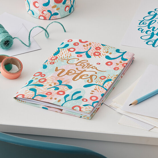 personalised-home-office-decor_notebook_hero.jpg?sw=554&q=85