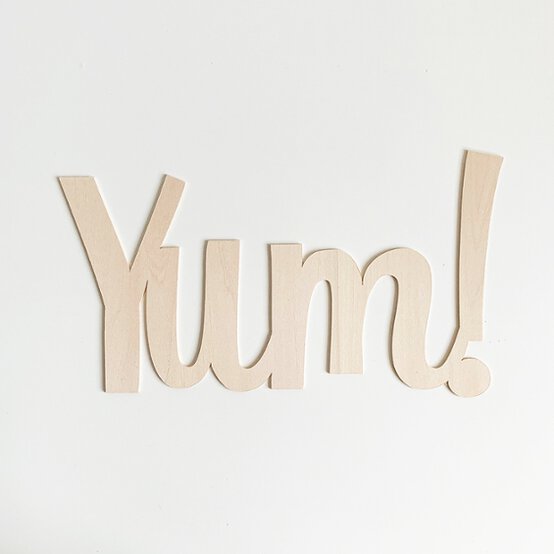 Cricut_How_to_make_a_personalised_baking_hamper_Cricut%20hamper_step%2012.jpg?sw=554&q=85