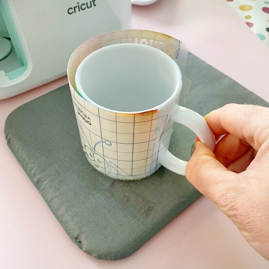 craft-mug-step-12.jpg?sw=554&q=85