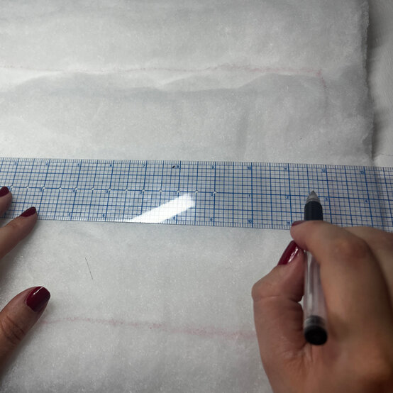 idea%5Fhow%2Dto%2Dsew%2Da%2Dquilted%2Dlaptop%2Dbag%5Fstep3.jpg?sw=554&q=85