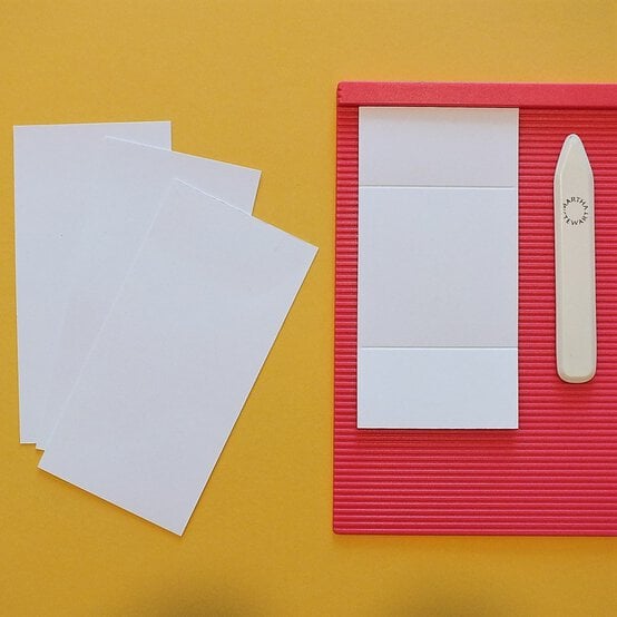 never-ending-birthday-card_step1.jpg?sw=554&q=85