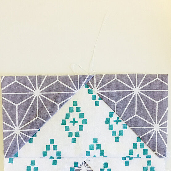 scandi-flyinggeese-quilt-fig-10.jpg?sw=554&q=85