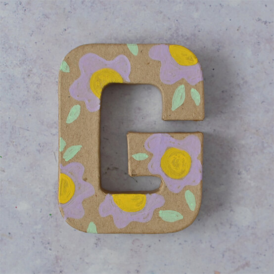 how-to-use-paint-markers_mache_step9.jpg?sw=554&q=85