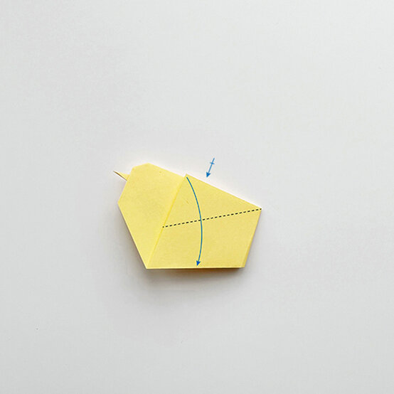 how-to-fold-an-origami-chick-step-10.jpg?sw=554&q=85