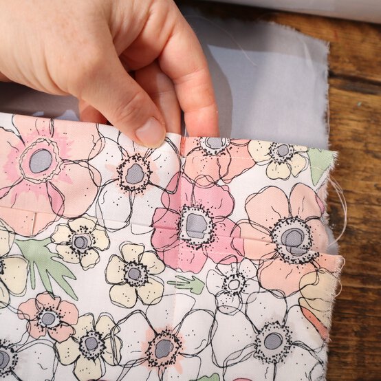 cutlery-roll_step4_3.jpg?sw=554&q=85