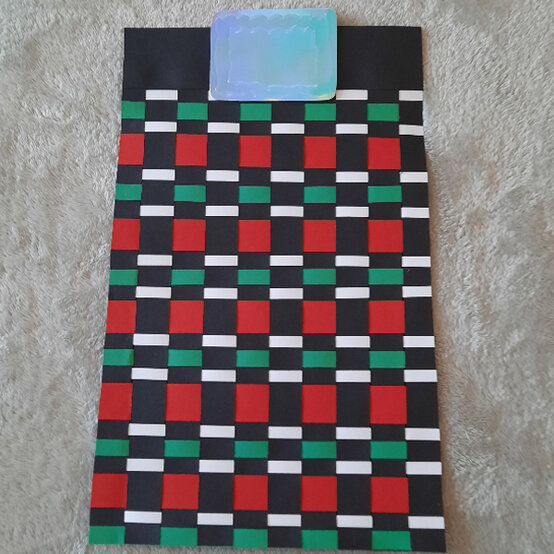 idea_Paper-Wovan-Tartan_Step9d.jpg?sw=554&q=85