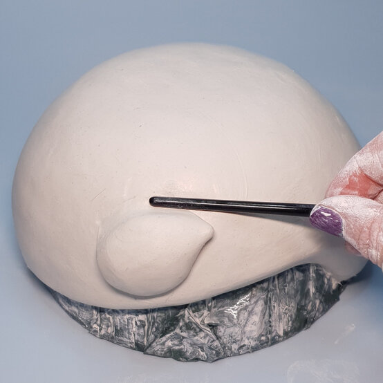 Idea_how-to-make-a-yarn-bowl-with-air-drying-clay_step5f.jpg?sw=554&q=85