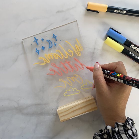 Baby%20Shower%20Acrylic_Step_5.5.jpg?sw=554&q=85