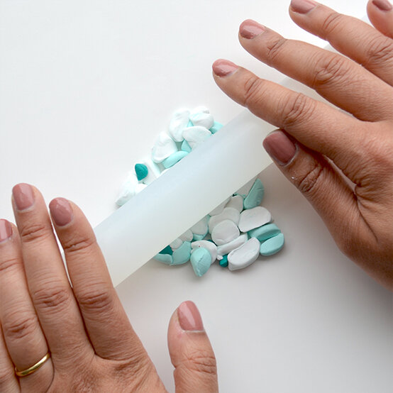 How-to-Make-Clay-Decorations-for-Ramadan_Step6a.jpg?sw=554&q=85