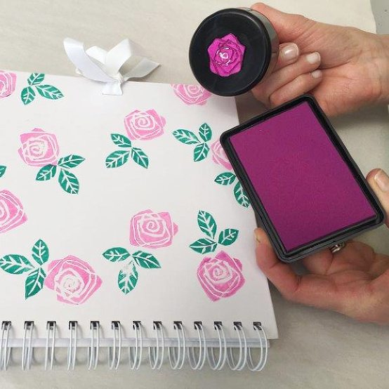 lino-floral-book-cover-artistinyou-step13.png?sw=554&q=85