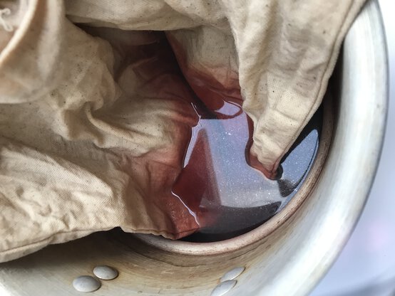 natural_dye_ombre_bag_4.jpg?sw=554&q=85