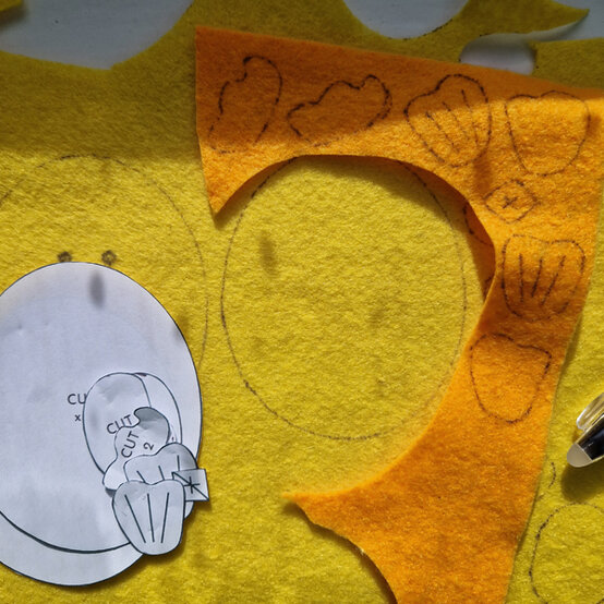 idea%5Fsew%2Deaster%2Ddecorations%2Dfor%2Dall%2Dages%2Dteen%5Fstep1a.jpg?sw=554&q=85