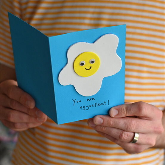 kids-fathers-day-card-egg-card-main.jpg?sw=554&q=85