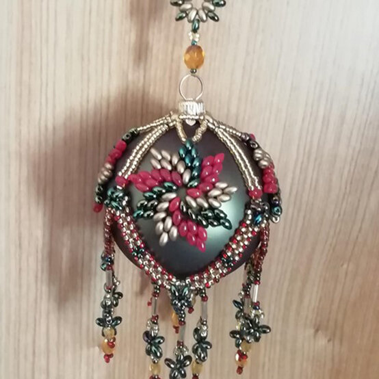 artisan-dawn-duck-christmas-decoration.jpg?sw=554&q=85