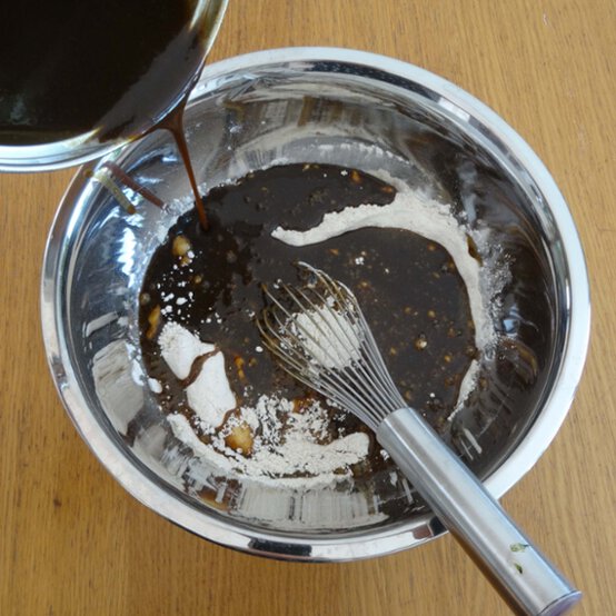 Idea_how-to-make-a-christmas-grazing-board_step1c.jpg?sw=554&q=85