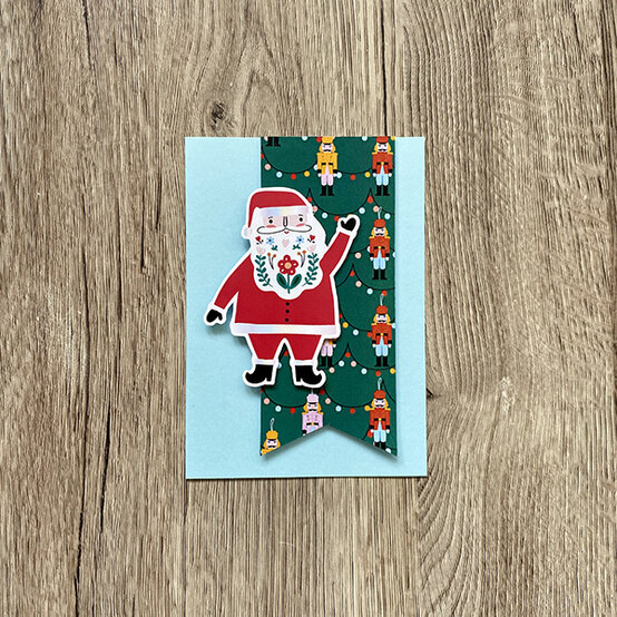 ideas%5Feasy%2Dchristmas%2Dcard%2Dmaking%2Dideas%5Fsanta%2Dcard%5Fstep%2D2.jpeg?sw=554&q=85